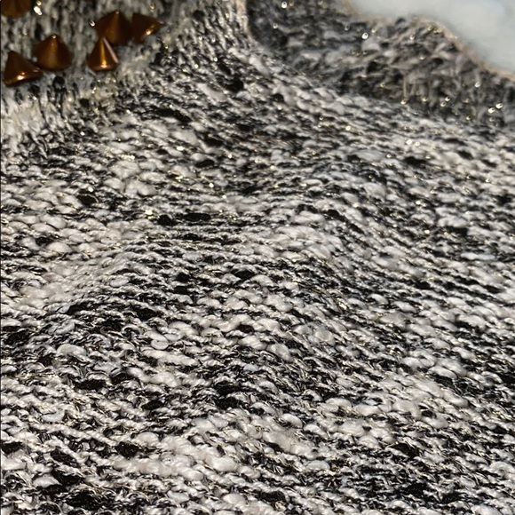 Shiny black & white sweater - Picture 10 of 10